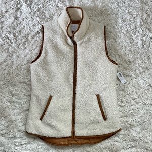 NWT Old Navy Sherpa Vest